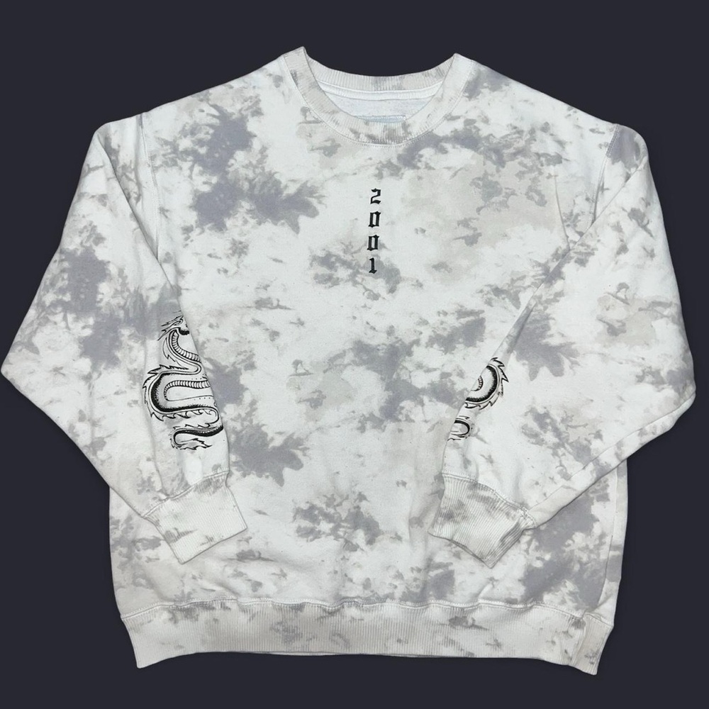 Hollister White and Gray Patterned Crewneck Sweater
